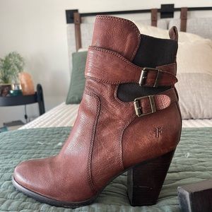 FRYE Women’s Patty Gore Booties